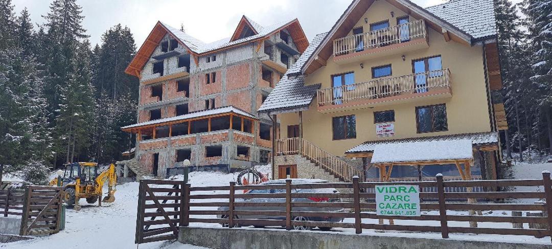 Hotel Vidra Parc Voineasa Exterior foto
